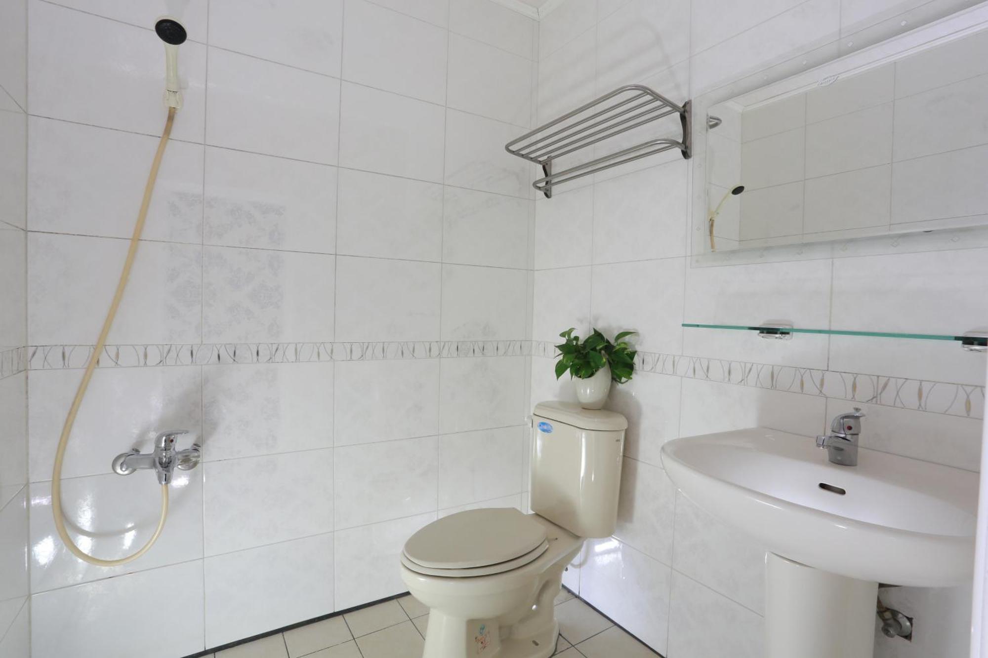 Xiang Heng House Apartment Луодонг Екстериор снимка